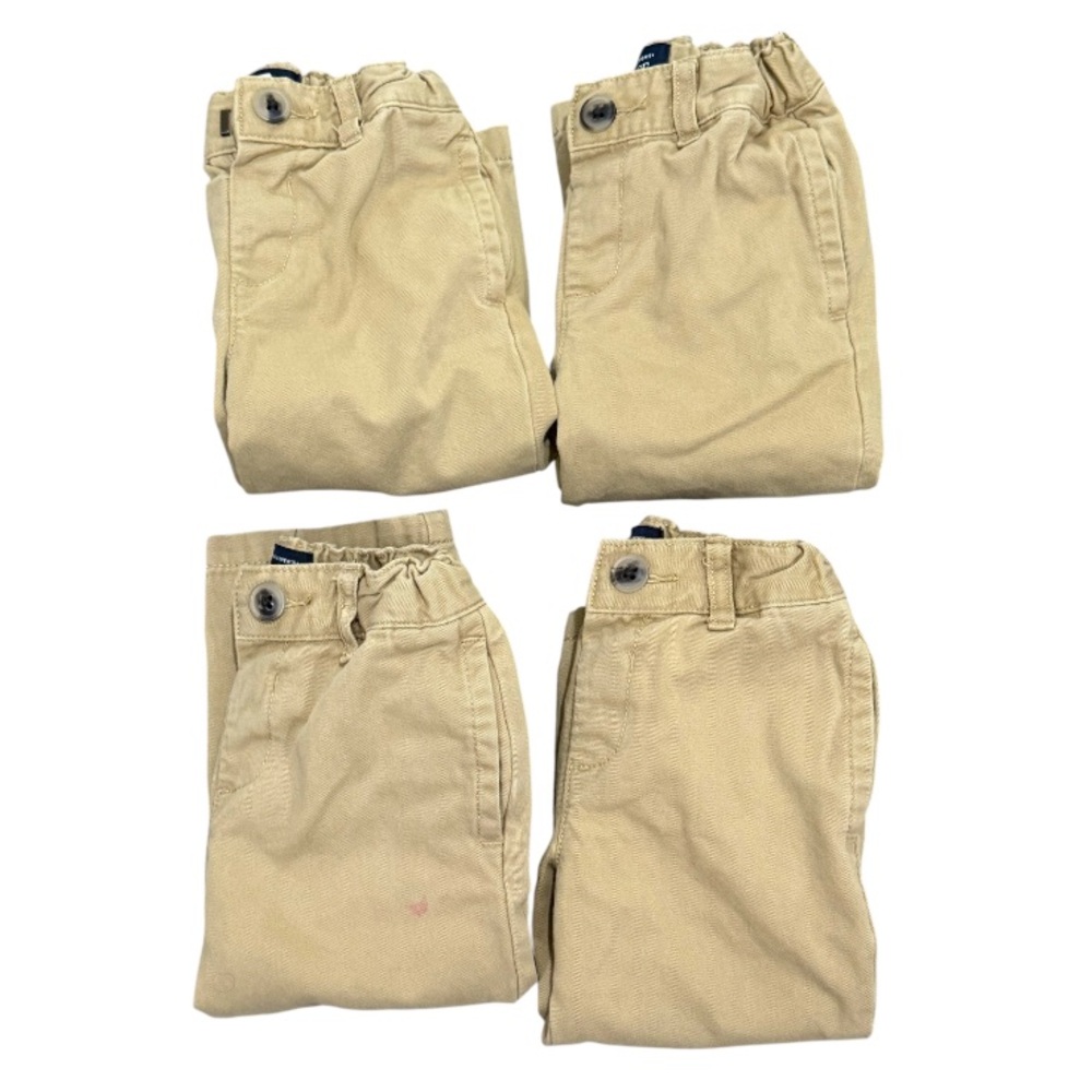 The Children’s Place Bundle (4) Khaki Pants Size 9-12 months✨